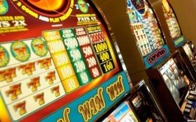 Ekosistem harta 138 menampilkan kasino langsung, slot, sportsbook, dan esports terintegrasi dalam satu platform